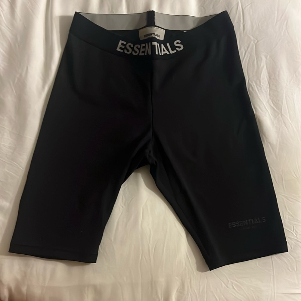 Essentials biker short